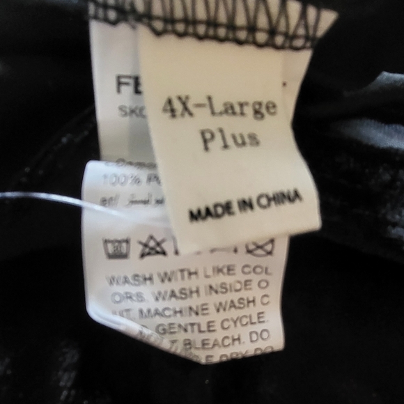 Wdirara Sheer Butterfly Bishop Sleeve Sheath Dress Size 4X - Picture 2 of 12